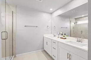 17945 Grand Prosperity Dr, Venice, FL 34293 - Photo 36