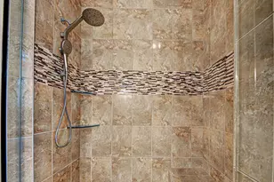 445 Nokomis Ave S, Venice, FL 34285 - Photo 38