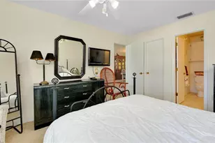 2280 Stickney Point Rd, Sarasota, FL 34231 - Photo 18