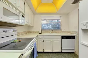 2280 Stickney Point Rd, Sarasota, FL 34231 - Photo 8