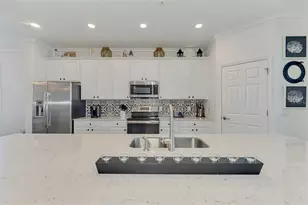 10797 Tarflower Dr, Venice, FL 34293 - Photo 24