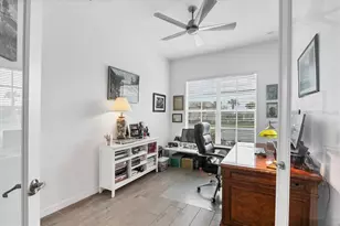 12557 Galapagos Ct, Venice, FL 34293 - Photo 28