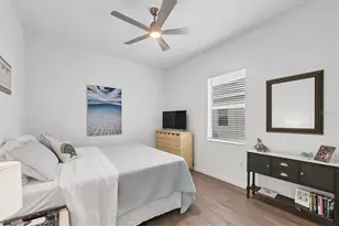 12557 Galapagos Ct, Venice, FL 34293 - Photo 24