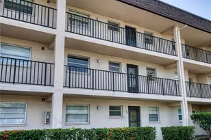 102 Capri Isles Blvd, Venice, FL 34292 - Photo 22