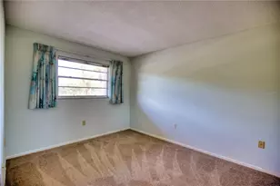 102 Capri Isles Blvd, Venice, FL 34292 - Photo 18