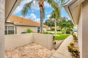 640 Back 9 Dr, Venice, FL 34285 - Photo 4