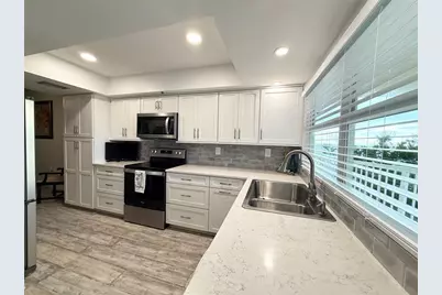 1480 Gulf Boulevard #304, Englewood, FL 34223 - Photo 10