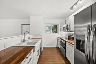 2938 Clark Road #103, Sarasota, FL 34231 - Photo 6