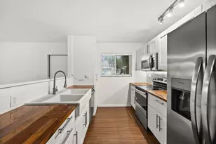 2938 Clark Rd, Sarasota, FL 34231 - Photo 6