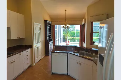 214 Lake Victoria Court, Englewood, FL 34223 - Photo 14