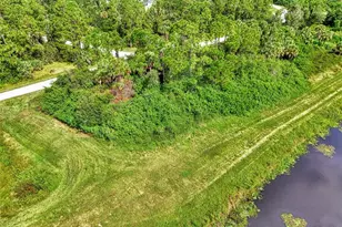 Barcelona Dr, North Port, FL 34288 - Photo 28