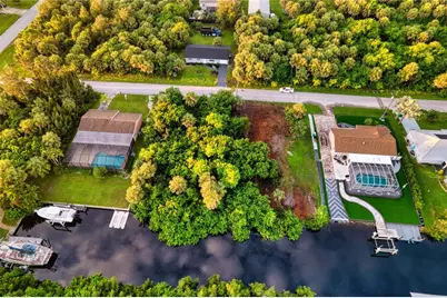 18522 Ayrshire Circle, Port Charlotte, FL 33948 - Photo 6