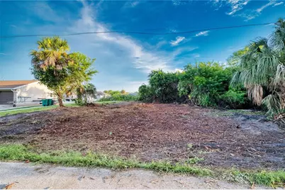 18522 Ayrshire Circle, Port Charlotte, FL 33948 - Photo 16