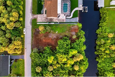 18522 Ayrshire Circle, Port Charlotte, FL 33948 - Photo 2