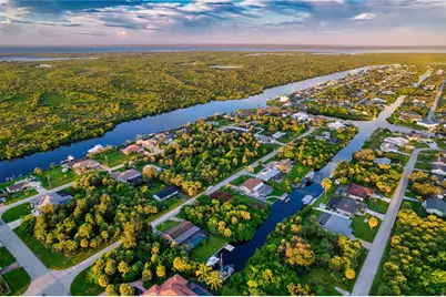 18522 Ayrshire Circle, Port Charlotte, FL 33948 - Photo 10