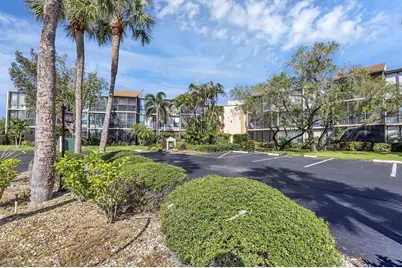 612 Bird Bay Drive S #118, Venice, FL 34285 - Photo 2