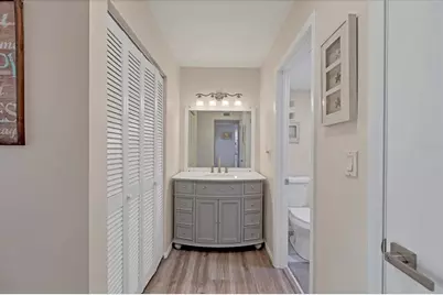 612 Bird Bay Drive S #118, Venice, FL 34285 - Photo 18