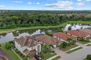 12285 Canavese Ln, Venice, FL 34293 - Photo 16