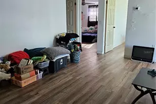 142 Myakka Dr, Venice, FL 34293 - Photo 6