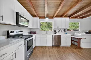 5075 Lemon Bay Dr, Venice, FL 34293 - Photo 6