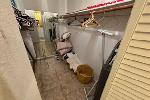 365 3 Lakes Ln, Venice, FL 34285 - Photo 8