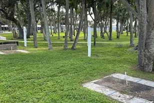 1674 University Pkwy, Sarasota, FL 34243 - Photo 18