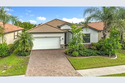 9824 Hilltop Drive, Venice, FL 34292 - Photo 2