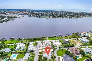 302 Colonia Ln W, Nokomis, FL 34275 - Photo 48