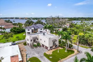 302 Colonia Ln W, Nokomis, FL 34275 - Photo 36