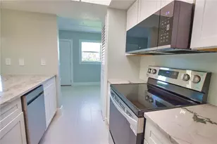 902 Gibbs Rd, Venice, FL 34285 - Photo 14