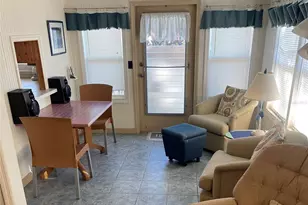 603 S Green Cir, Venice, FL 34285 - Photo 4