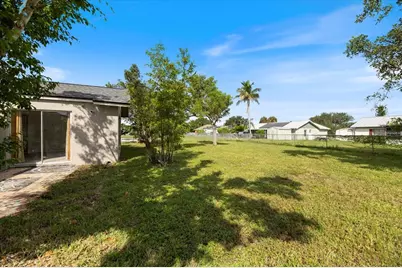 13300 Englewood Rd, Port Charlotte, FL 33981 - Photo 36