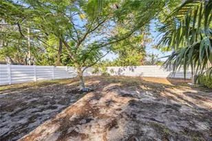 742 Golf Dr, Venice, FL 34285 - Photo 46