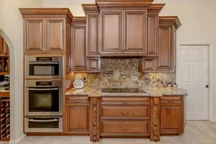 394 Autumn Chase Dr, Venice, FL 34292 - Photo 10