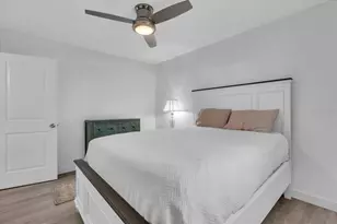 8940 Pickwick Rd, North Port, FL 34287 - Photo 20