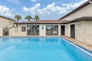361 Airport Ave E, Venice, FL 34285 - Photo 38