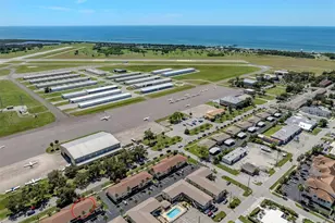 361 Airport Ave E, Venice, FL 34285 - Photo 2