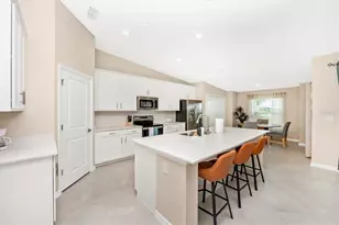 17500 Opal Sand Dr, Venice, FL 34293 - Photo 6