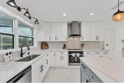 19399 Abhenry Circle, Port Charlotte, FL 33948 - Photo 8