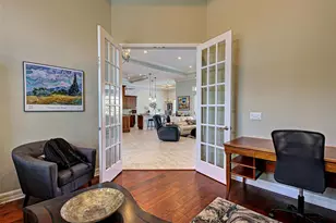 431 Tremingham Way, Venice, FL 34293 - Photo 24