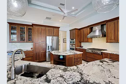 431 Tremingham Way, Venice, FL 34293 - Photo 12