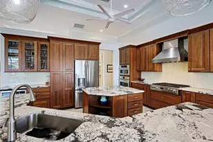 431 Tremingham Way, Venice, FL 34293 - Photo 12