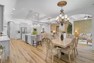 13280 Campanile Ct, Venice, FL 34293 - Photo 10