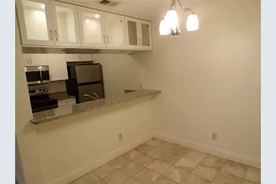 622 Bird Bay Drive S #101, Venice, FL 34285 - Photo 4