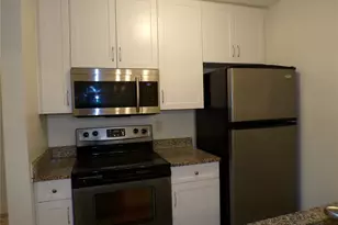 622 Bird Bay Dr S, Venice, FL 34285 - Photo 6