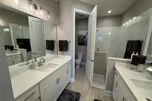 18057 Franklin Park Ct, Venice, FL 34293 - Photo 14