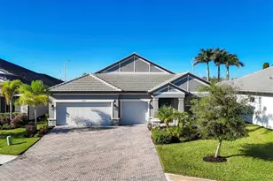 19807 Bridgetown Loop, Venice, FL 34293 - Photo 4