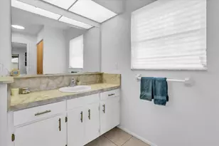 2983 Odessa Rd, Venice, FL 34293 - Photo 16