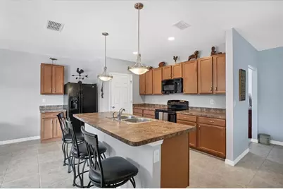 15081 Aldama Circle, Port Charlotte, FL 33981 - Photo 10