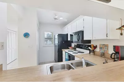 402 Cerromar Circle N #207, Venice, FL 34293 - Photo 18